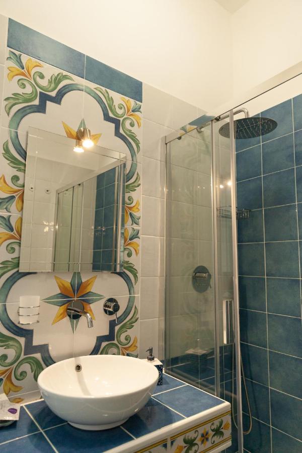 Velia34 Bed & Breakfast Salerno Dış mekan fotoğraf