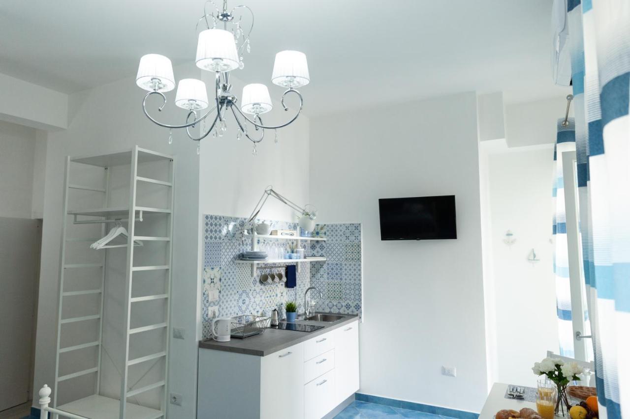 Velia34 Bed & Breakfast Salerno Dış mekan fotoğraf
