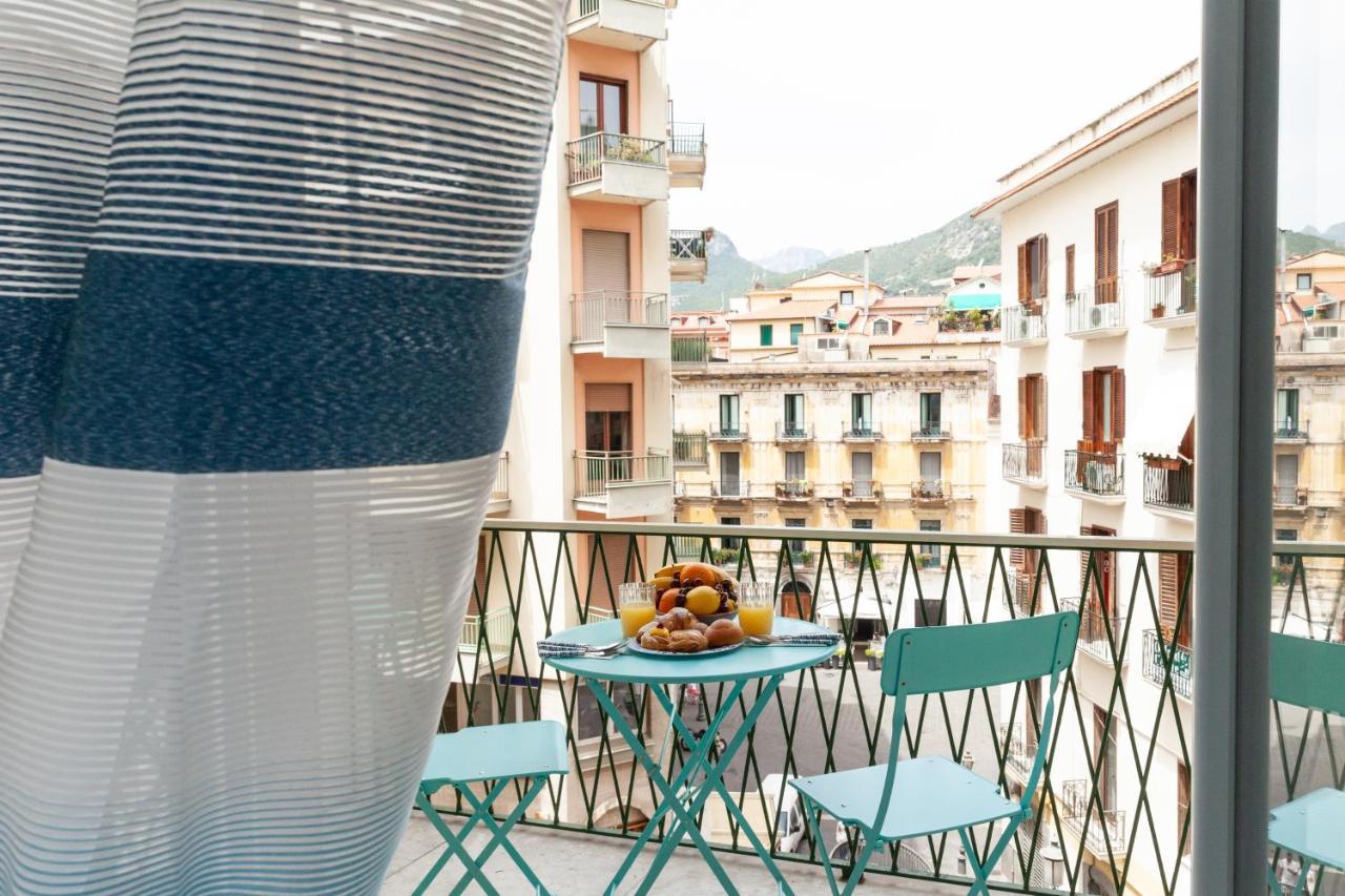 Velia34 Bed & Breakfast Salerno Dış mekan fotoğraf