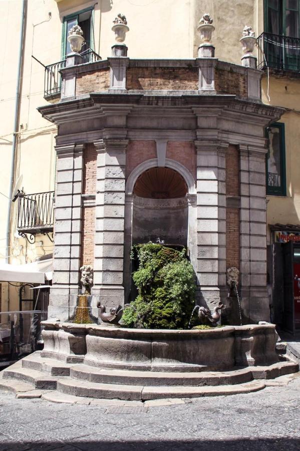Velia34 Bed & Breakfast Salerno Dış mekan fotoğraf